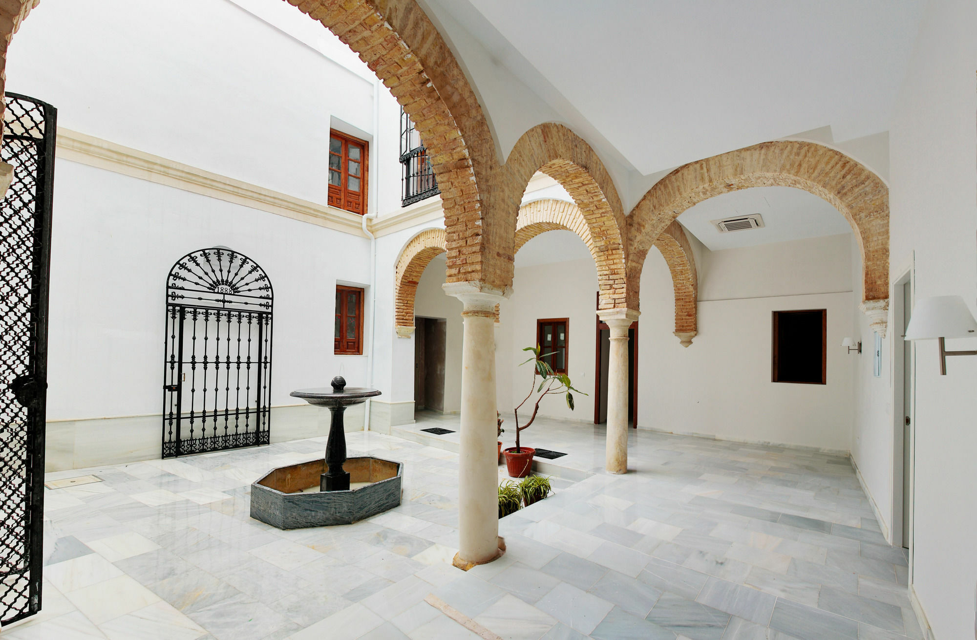 Oyo Hostal Leiva Κόρδοβα Εξωτερικό φωτογραφία